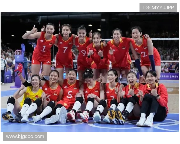中国女排逆转胜日本队 全力冲击巴黎奥运资格