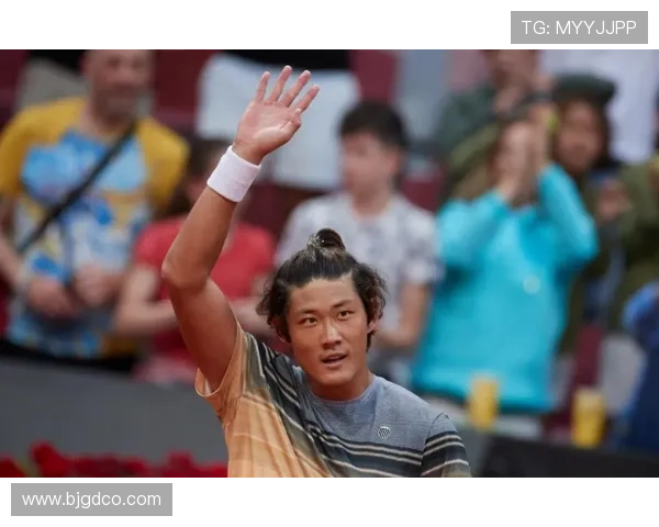 张之臻逆转晋级巴黎大师赛中国网球再创历史辉煌时刻