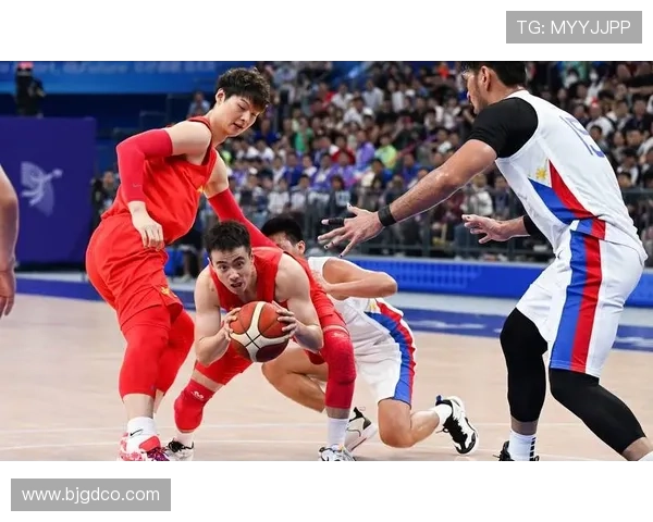 中国男篮征战世界杯前热身赛首战告捷 以87比75战胜波兰队